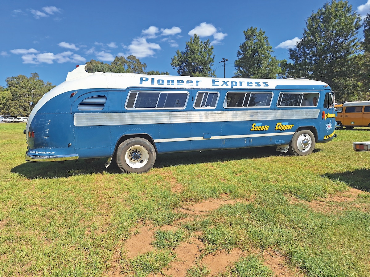 First Gold Bus Golden Oldies bus muster almost breaks world record