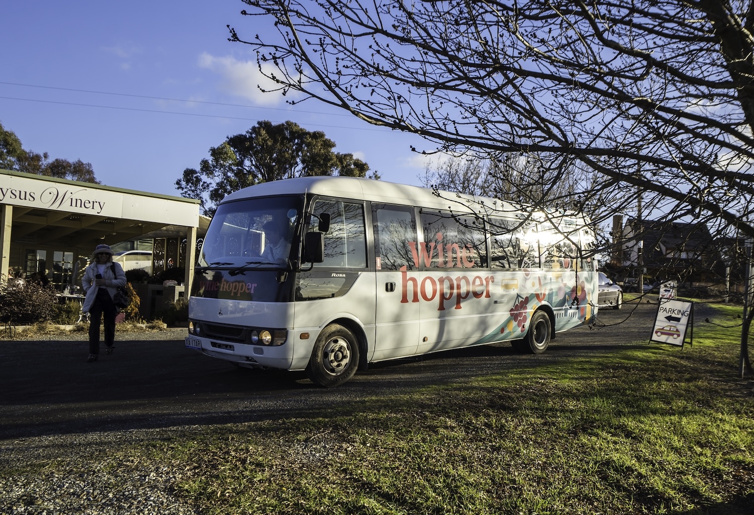 New hop-on hop-off winery bus service launches in Canberra